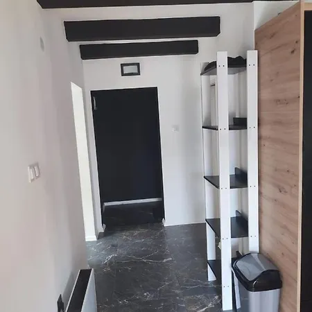 Holiday home Domek Na Sosnowej Woszczele